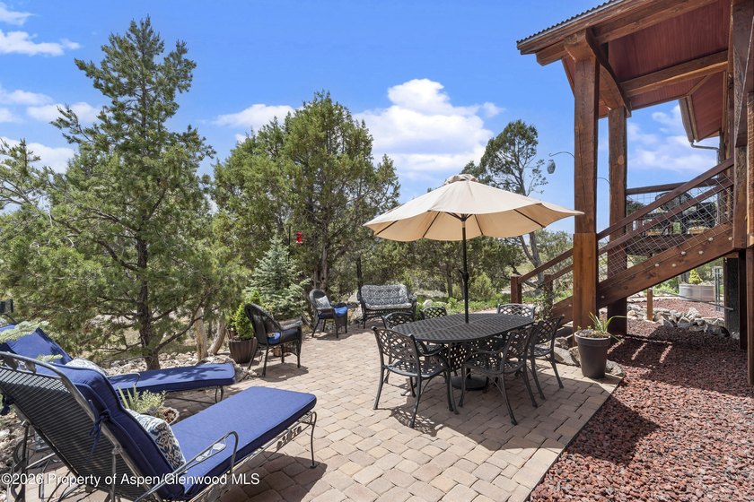 Roaring Fork Valley Retreat | Flexible Living Options | - photo 10