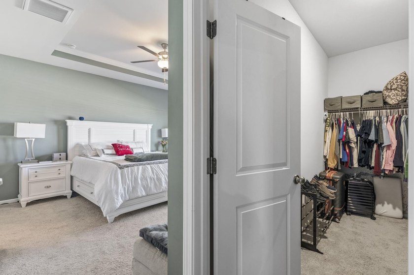 Four-bedroom, two-bathroom, single-story ranch home with pond - photo 18