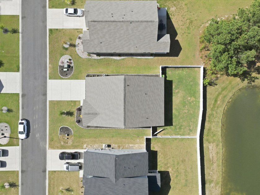 Four-bedroom, two-bathroom, single-story ranch home with pond - photo 38