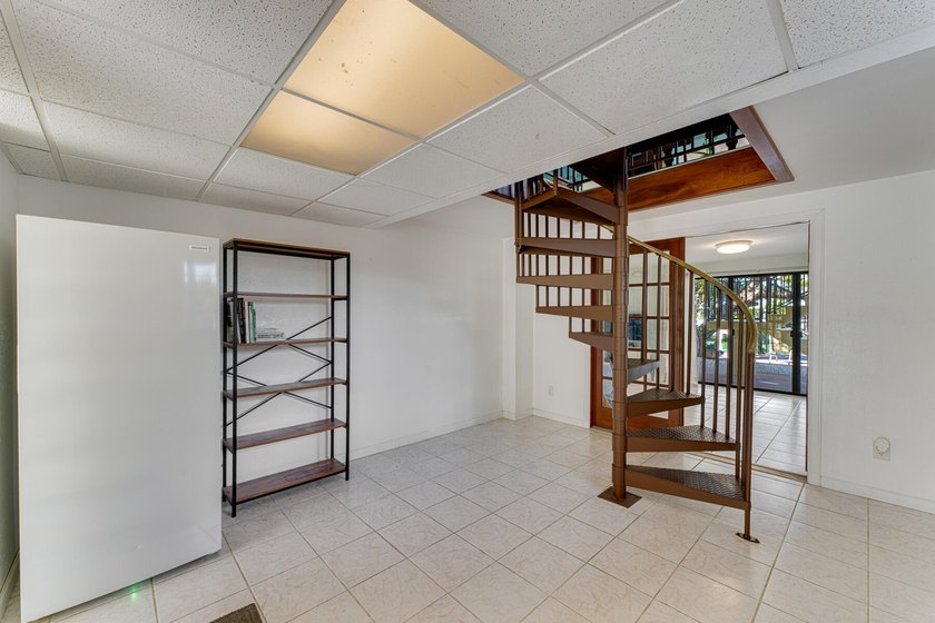 Discover exceptional waterfront living in the heart of Key - photo 13