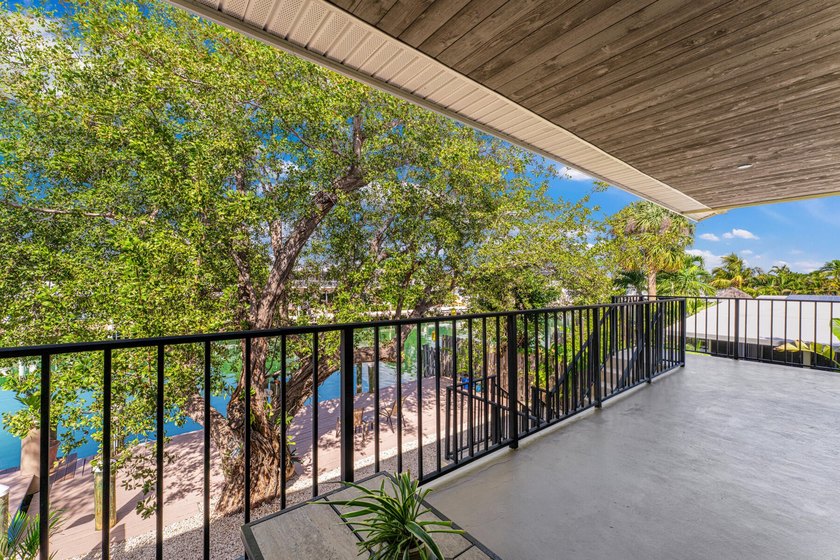 Discover exceptional waterfront living in the heart of Key - photo 30