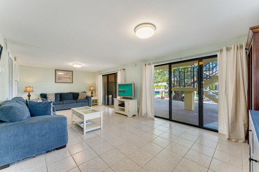 Discover exceptional waterfront living in the heart of Key - photo 32