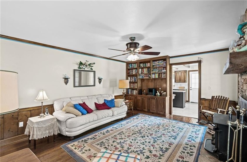 Charming 4 5 Acre Mini Farm in North Hall School District - photo 18