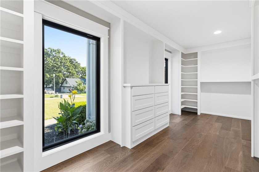 Completely transformed from top to bottom, this beautifully - photo 23