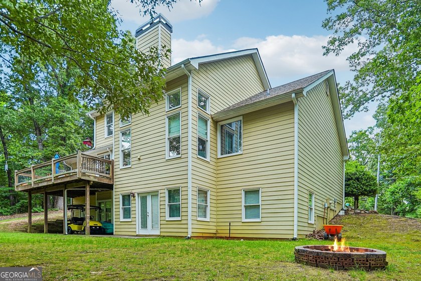 Lake Lanier convenience without the high price tag! Nestled on a - photo 28