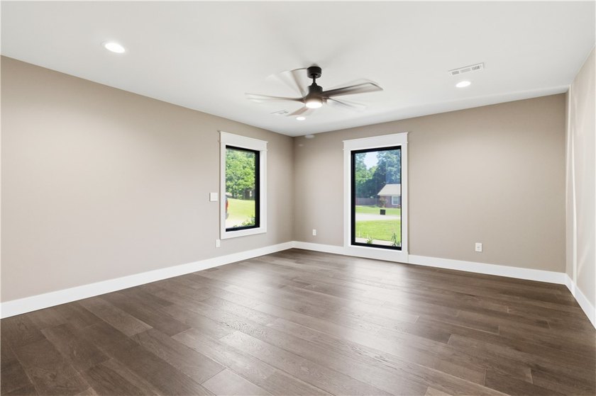 Completely transformed from top to bottom, this beautifully - photo 29