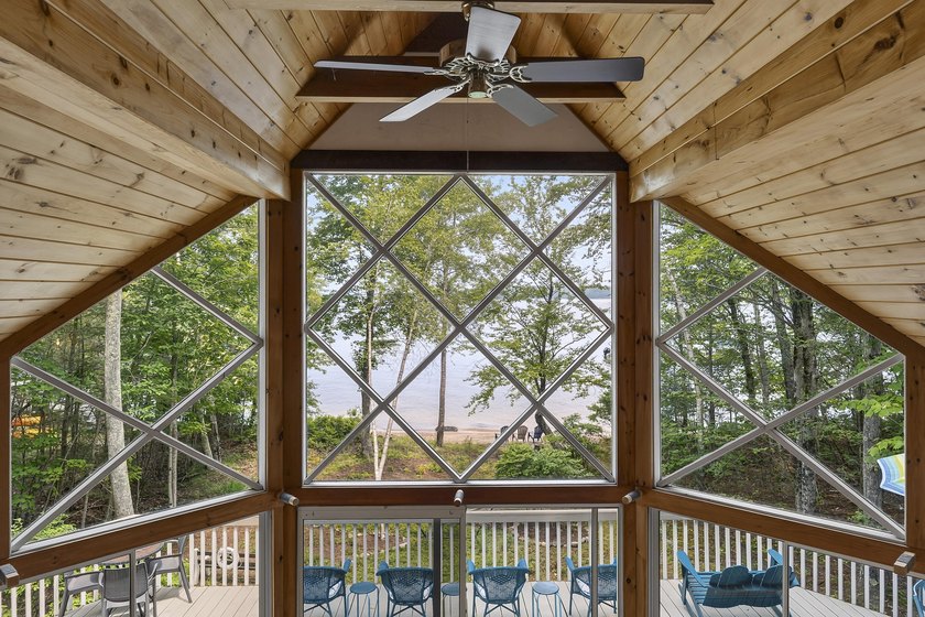Experience the very best of Frye Island from this bright - photo 48
