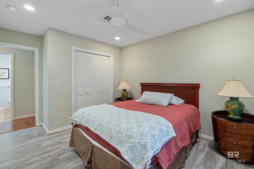 Beautiful 3-bedroom, 2-bath brick home offering comfort - photo 49