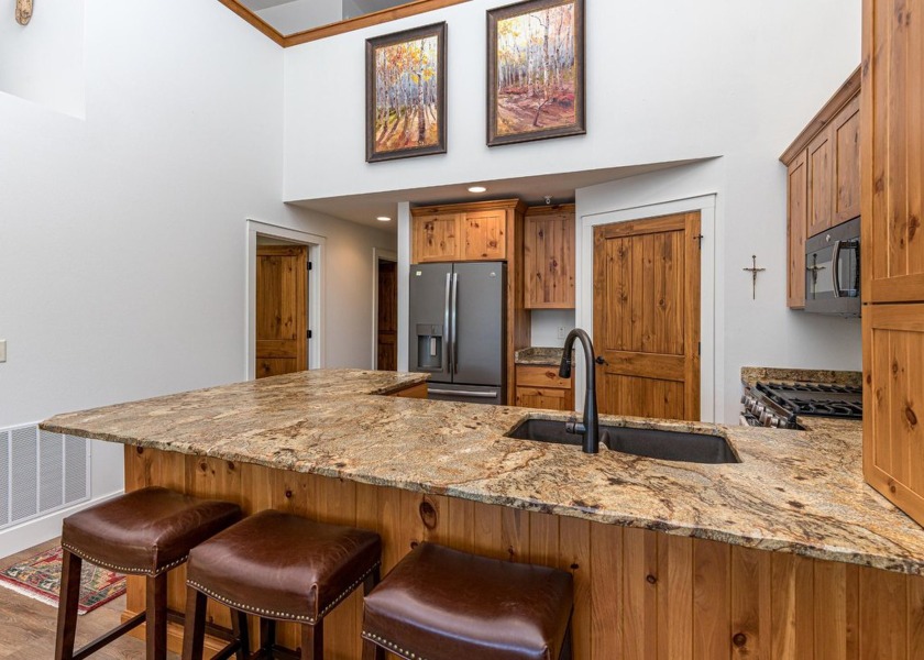 Bayview Condo SOLD - photo 11