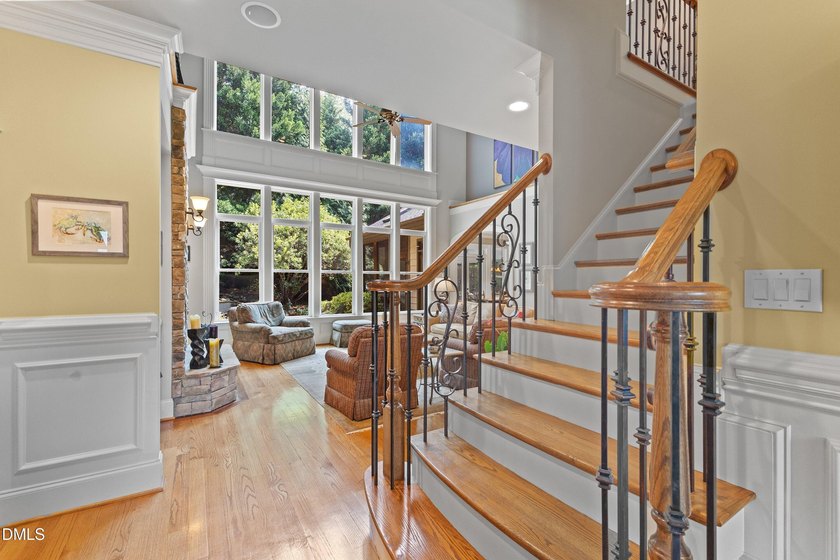 **Silver Parade of Homes Award Winner!** Luxury, comfort, and - photo 11