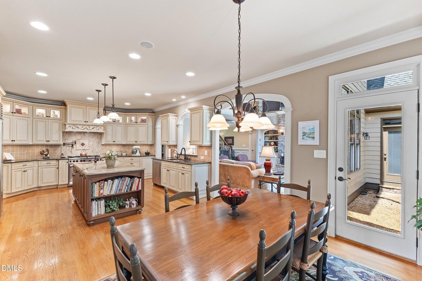 **Silver Parade of Homes Award Winner!** Luxury, comfort, and - photo 21