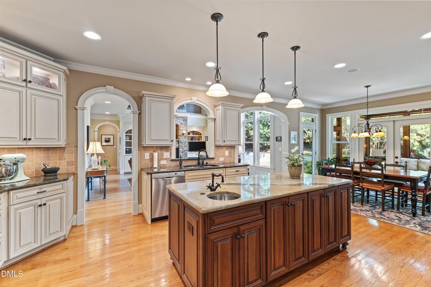 **Silver Parade of Homes Award Winner!** Luxury, comfort, and - photo 22