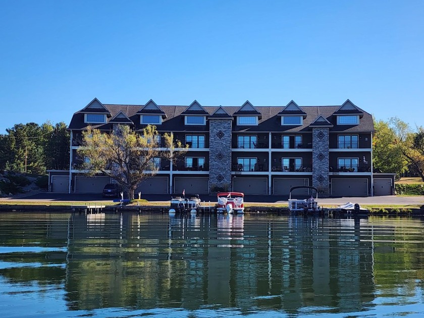 Bayview Condo SOLD - photo 26
