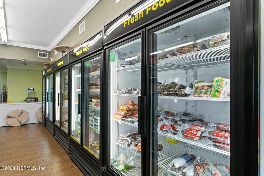 EUROPEAN GROCERY STORE BUILDING, LAND &amp; CONTENTS FOR SALE! HIGH - photo 14