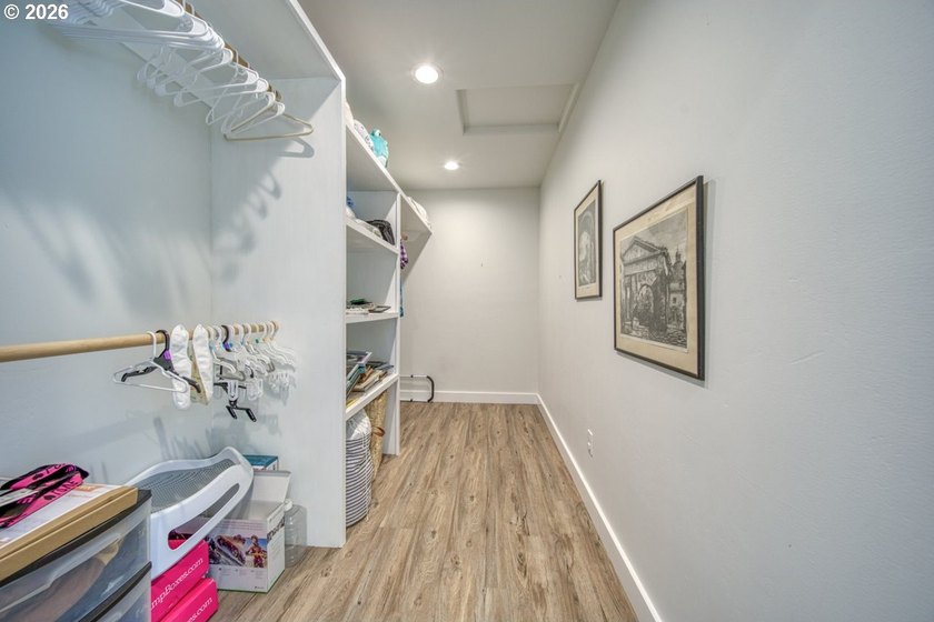 Built in 2021 by a reputable local contractor, this - photo 22