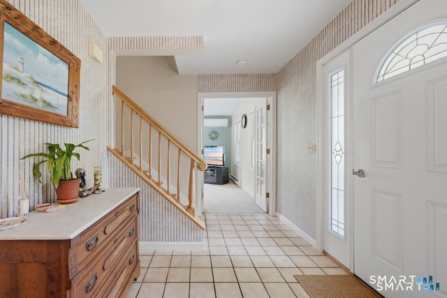 Welcome to Nursery Acres, one of the shoreline's most desirable - photo 5