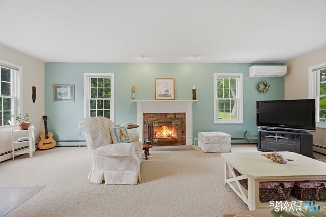 Welcome to Nursery Acres, one of the shoreline's most desirable - photo 9