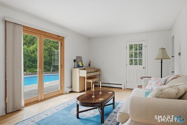 Welcome to Nursery Acres, one of the shoreline's most desirable - photo 10