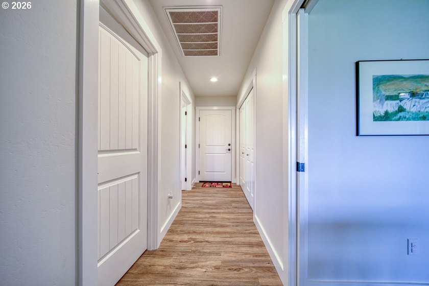 Built in 2021 by a reputable local contractor, this - photo 30