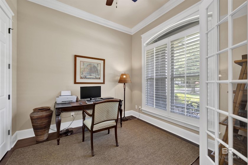 A stunning custom home in the beautiful Summer Lake community - photo 33