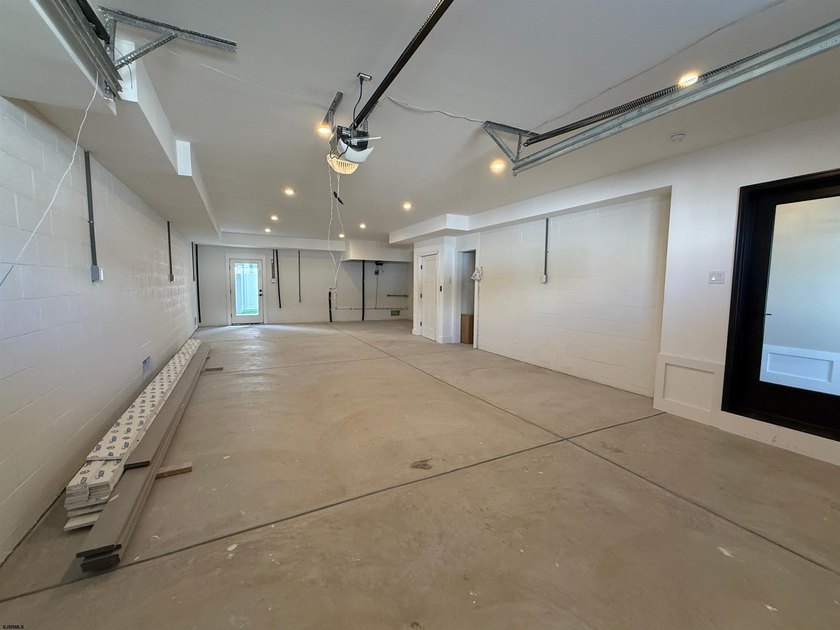 **JUST REDUCED! BRING ALL OFFERS!** BUILDER REDEVELOPING 4 OTHER - photo 34