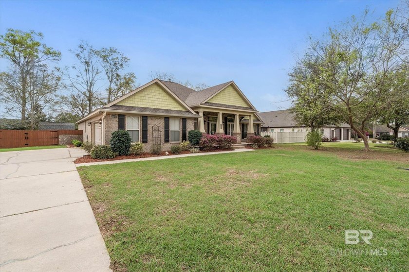 SELLERS ARE OFFERING $10,000 TOWARD BUYER CLOSING COSTS - photo 3
