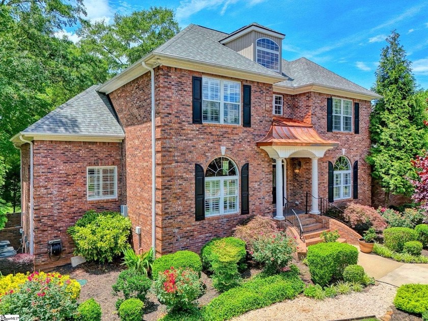 Welcome to 217 Saint Andrews Blvd, a stunning custom home - photo 3