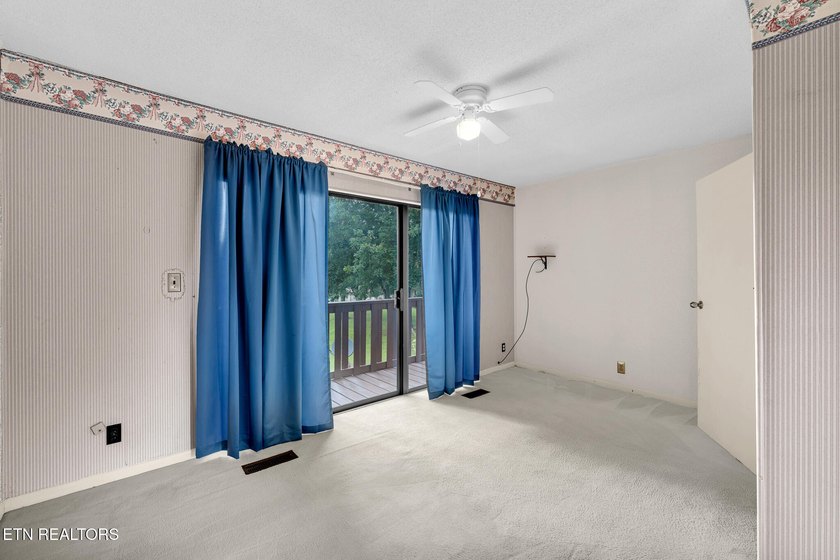 Discover the perfect blend of comfort, style, and resort living - photo 19