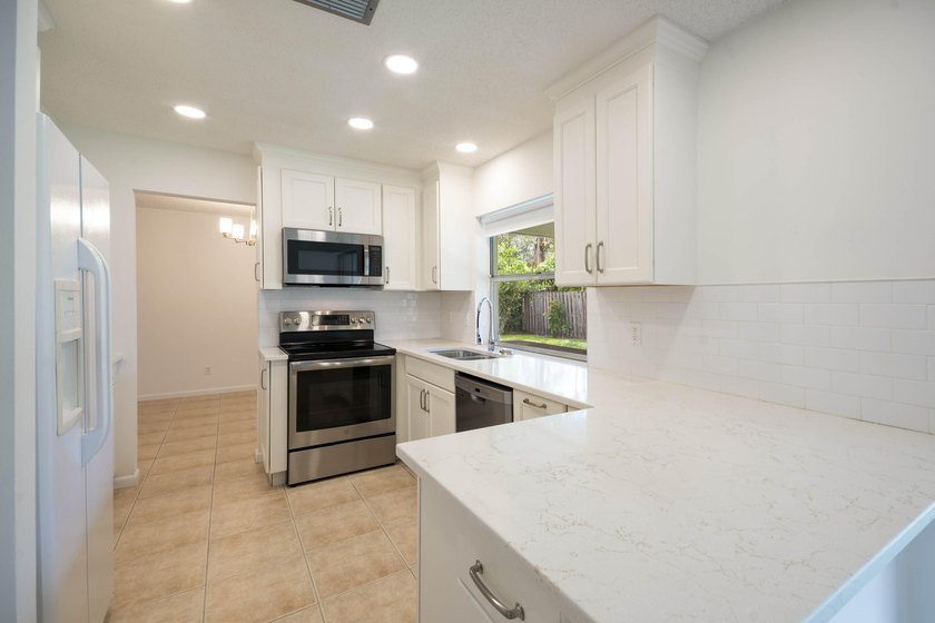 Welcome to Palm Point, a sought-after boat and RV-friendly - photo 13