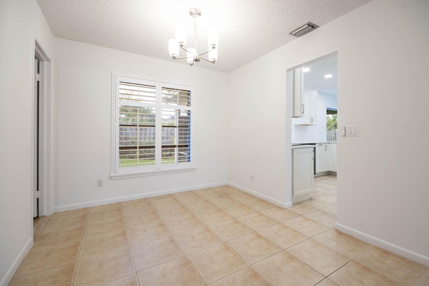 Welcome to Palm Point, a sought-after boat and RV-friendly - photo 16