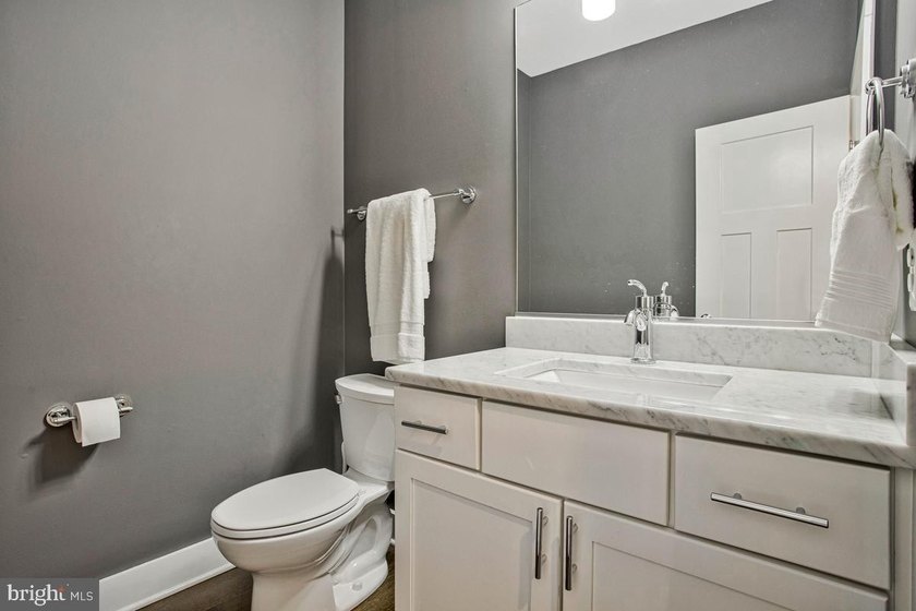 Nestled in the highly sought-after, water-privileged community - photo 22