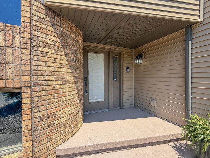 Spacious 4 bedroom, 2.5 bath home with a 4 car garage on over - photo 3