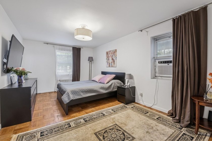 Lovely spacious one bedroom apartment (front facing). Large - photo 6