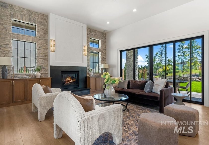 A stunning custom home in the esteemed Terra View community, set - photo 9