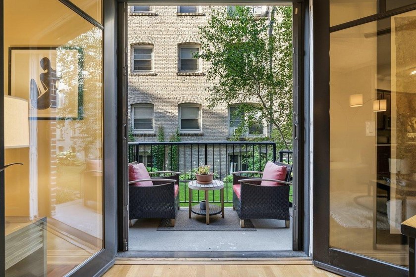 Modern Luxury with European Charm - Fully Updated *Unicorn* Unit - photo 11