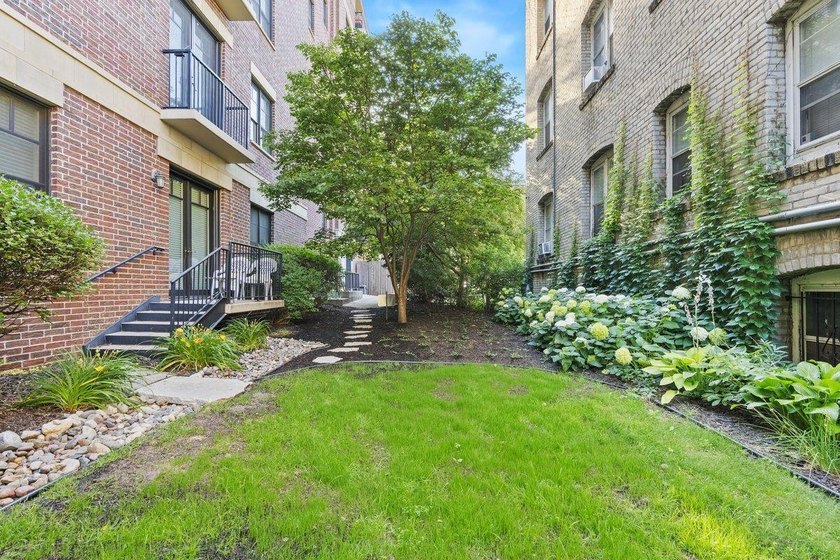 Modern Luxury with European Charm - Fully Updated *Unicorn* Unit - photo 13