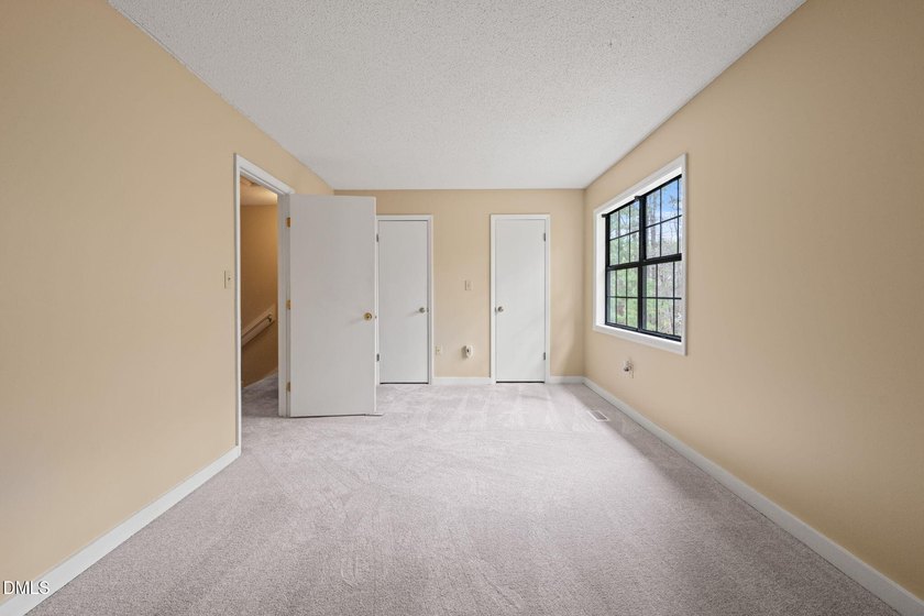Welcome to this charming end-unit townhome in the desirable - photo 16