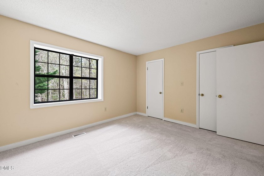 Welcome to this charming end-unit townhome in the desirable - photo 20