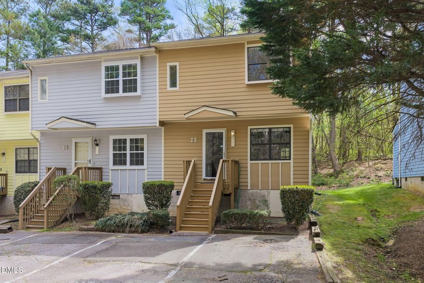 Welcome to this charming end-unit townhome in the desirable - photo 26