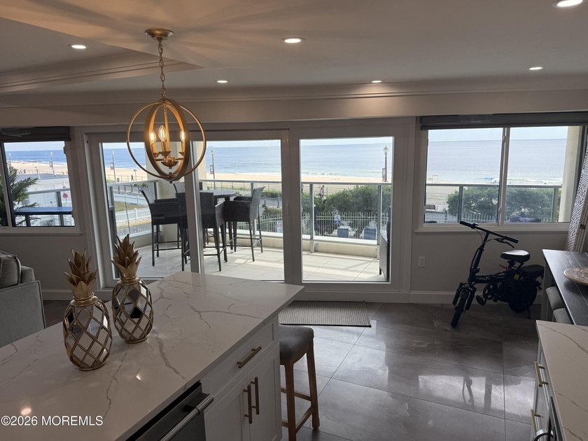 Rare opportunity to own this gorgeous oceanfront/ocean view - photo 14