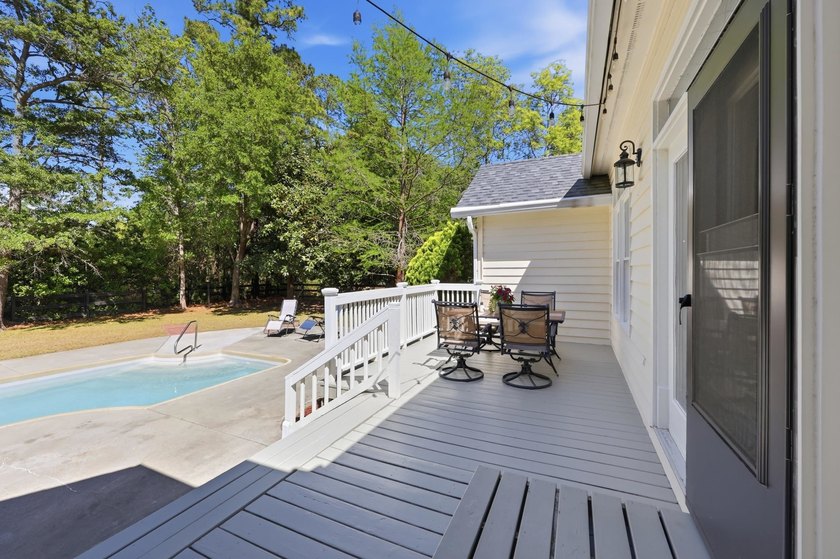 Saltwater pool, golf-course frontage, and oak hardwoods - photo 46