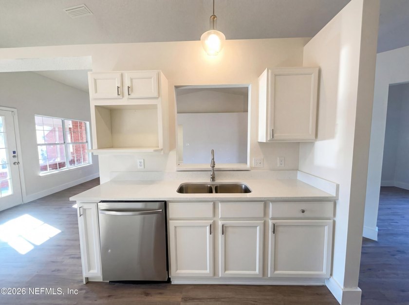 Introducing 978 Tammy Cove Ln, a property that has been - photo 11
