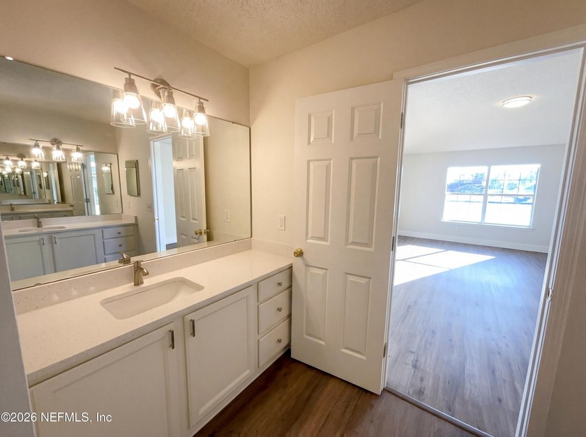 Introducing 978 Tammy Cove Ln, a property that has been - photo 15