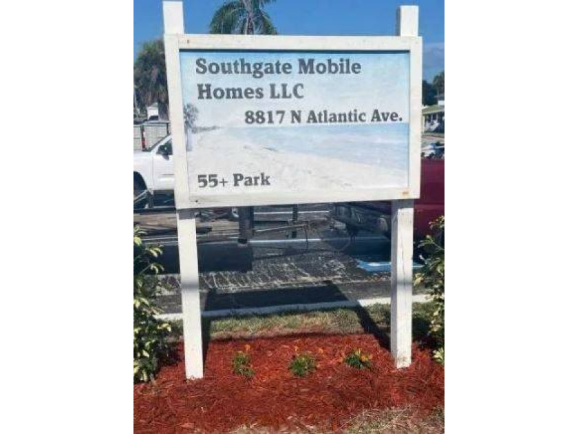 Well-maintained 2BR/2BA mobile home located just minutes from - photo 19