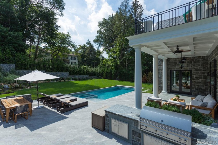 This Extraordinary Custom-Built Residence Represents A Rare - photo 38