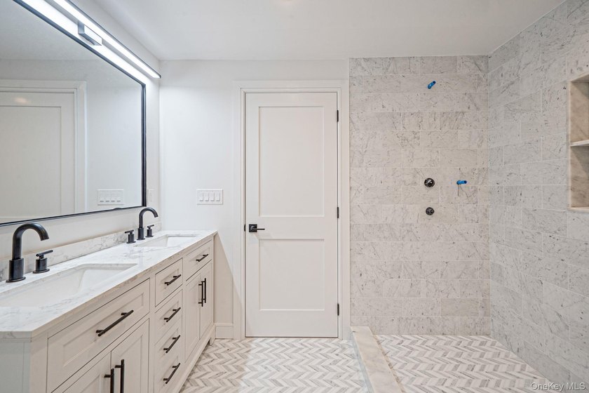 Welcome to 80A Springville Road, Hampton Bays ! This beautiful - photo 12