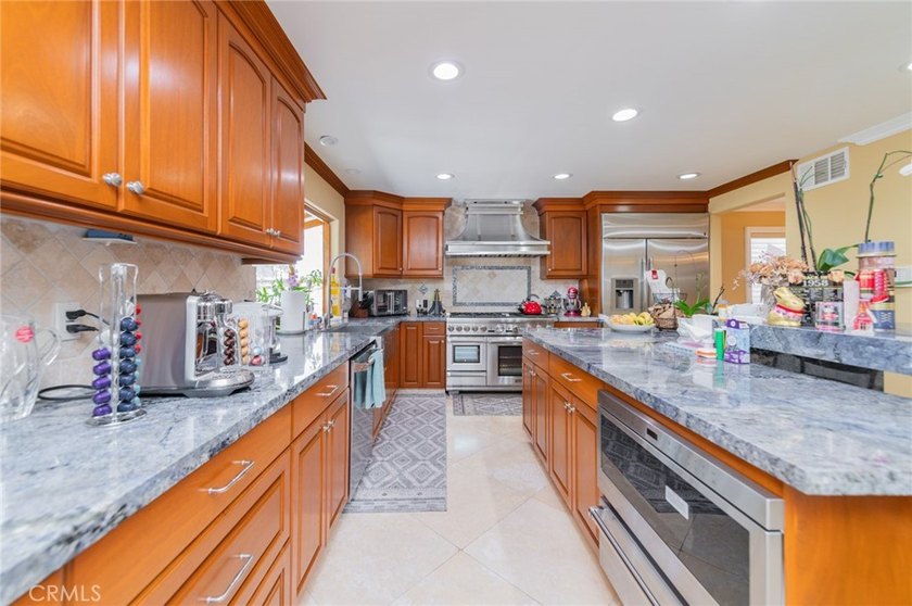 Hidden Gem for your Life-Style! Move-in Ready. Unobstructed view - photo 25