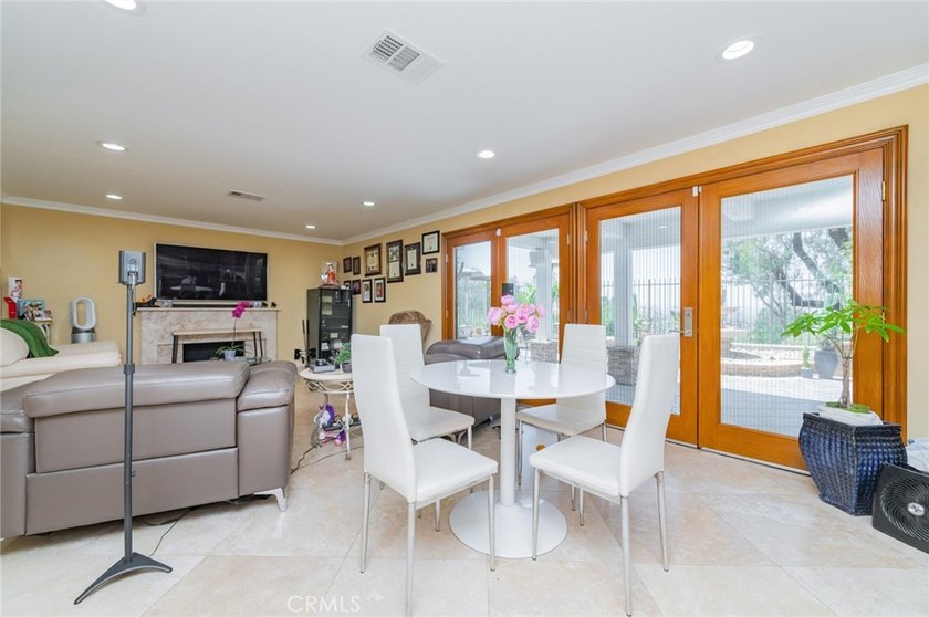 Hidden Gem for your Life-Style! Move-in Ready. Unobstructed view - photo 33