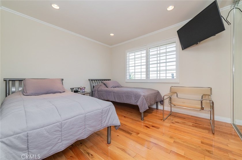 Hidden Gem for your Life-Style! Move-in Ready. Unobstructed view - photo 42