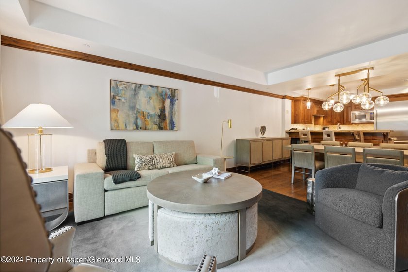 2024 renovations completed (including new decor, furniture - photo 4